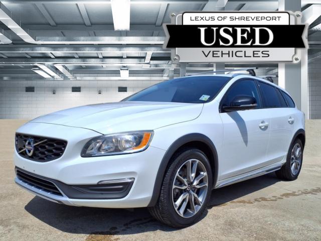2017 Volvo V60 Cross Country 