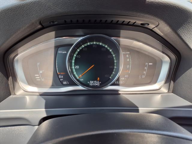 2017 Volvo V60 Cross Country 