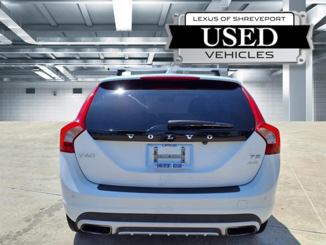 2017 Volvo V60 Cross Country 