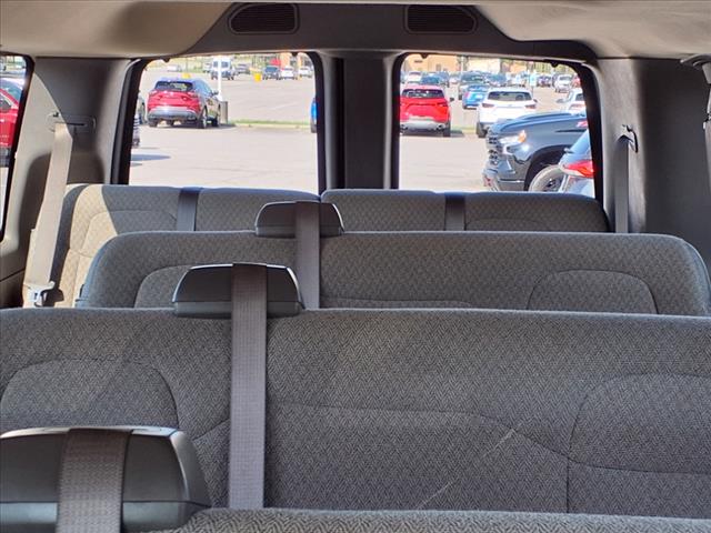 2025 Chevrolet Express RWD 3500 155  LS