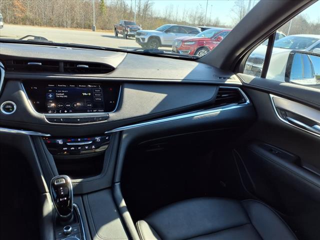 2021 Cadillac XT6 FWD 4DR LUXURY