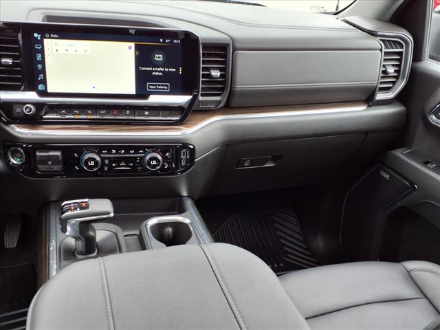 2024 Chevrolet Silverado 1500 4WD CREW CAB 147  RST