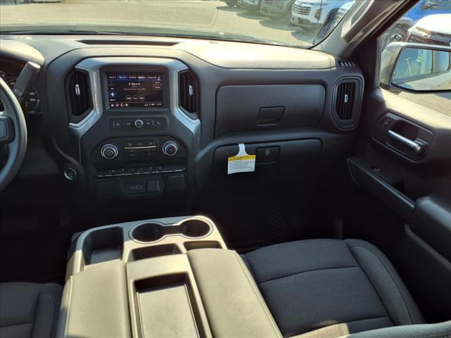 2024 Chevrolet Silverado 1500 2WD CREW CAB 147  CUSTOM