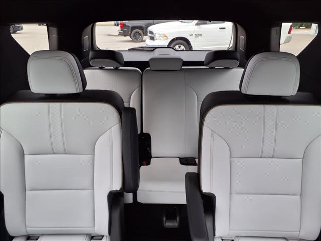 2025 Chevrolet Traverse FWD 4DR HIGH COUNTRY W/1L