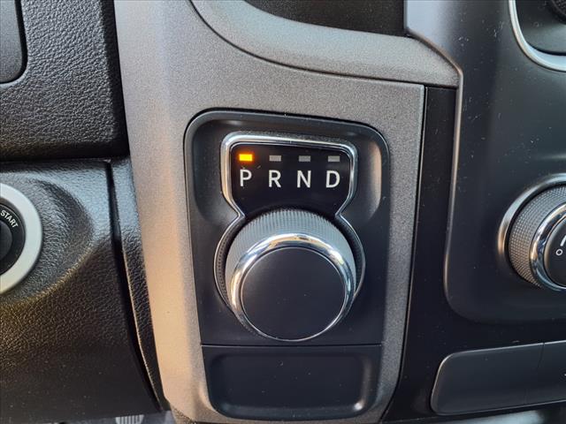 2022 RAM 1500 Classic TRADESMAN 4X2 CREW CAB 5