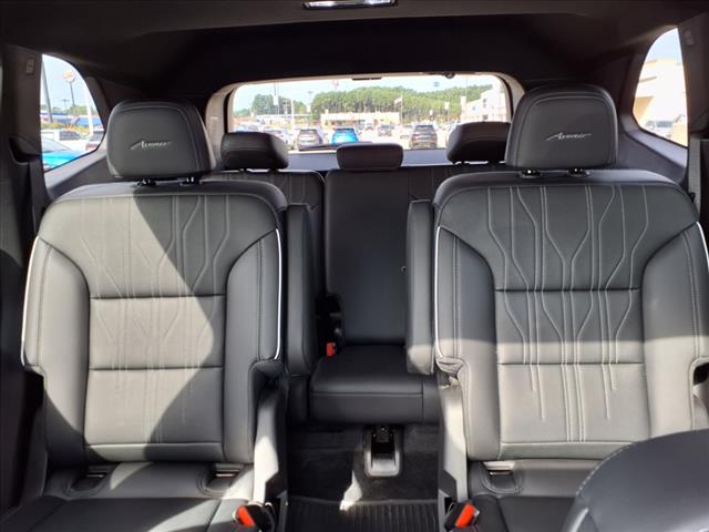 2025 Buick Enclave 4DR AVENIR