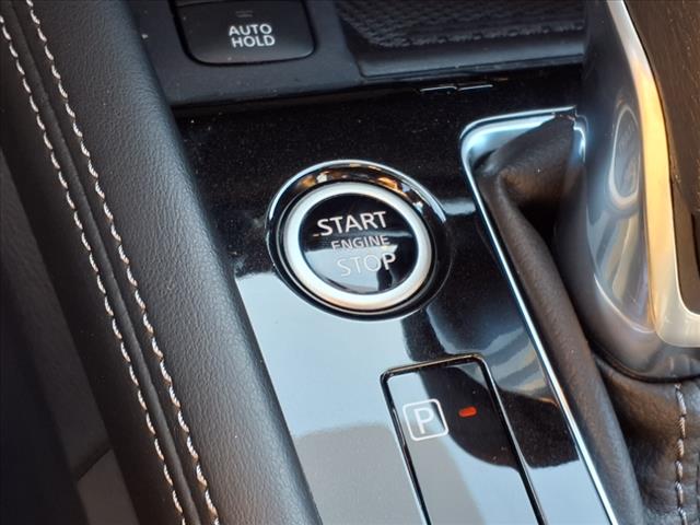 2024 Nissan Kicks SR FWD