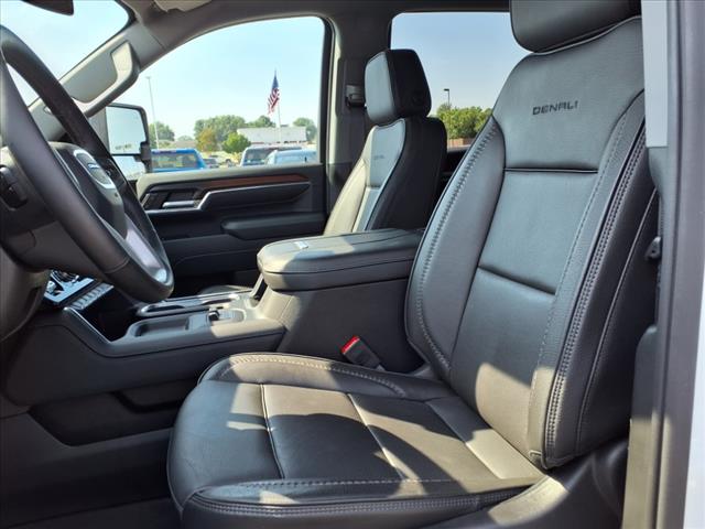 2024 GMC Sierra 3500HD 4WD CREW CAB 159  DENALI