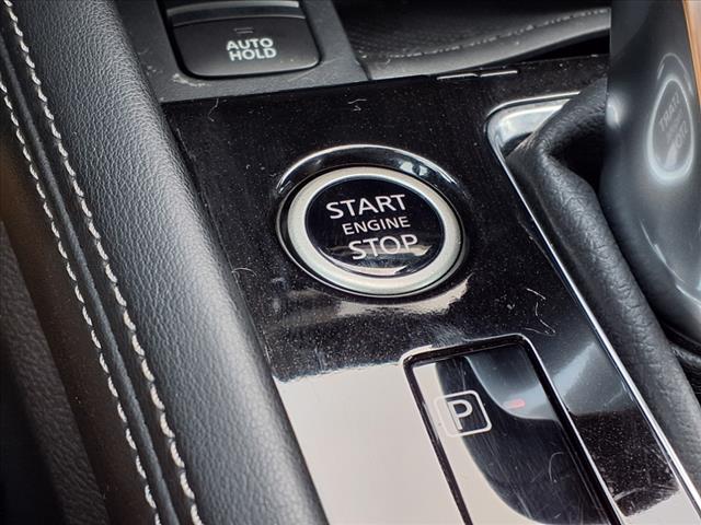 2024 Nissan Kicks SR FWD