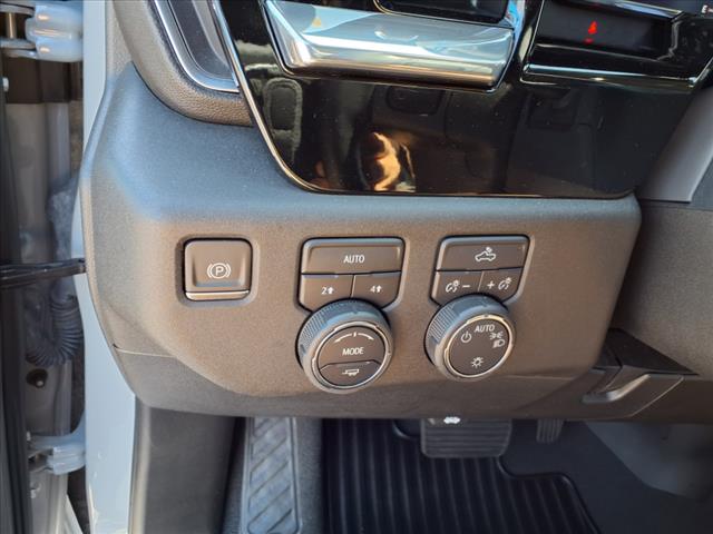 2024 Chevrolet Silverado 1500 4WD CREW CAB 147  LT W/2F