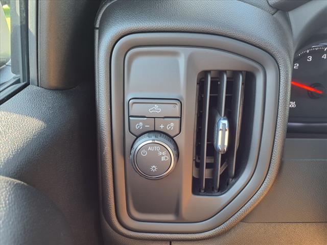2023 Chevrolet Silverado 1500 2WD DOUBLE CAB 147  CUSTO