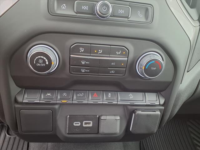 2025 Chevrolet Silverado 1500 4WD CREW CAB 147  CUSTOM