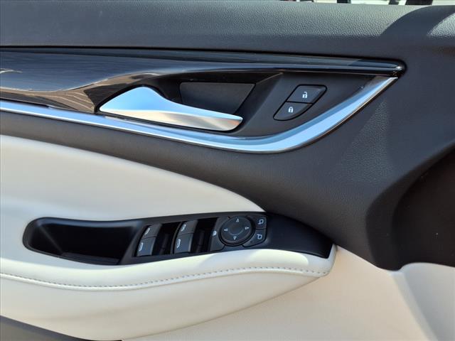 2022 Buick Enclave FWD 4DR ESSENCE