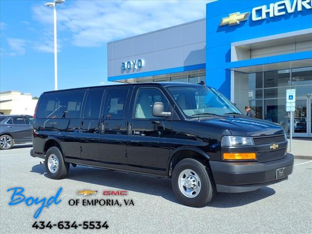 2025 Chevrolet Express RWD 3500 155  LS