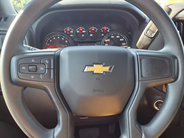 2024 Chevrolet Silverado 1500 2WD CREW CAB 147  CUSTOM
