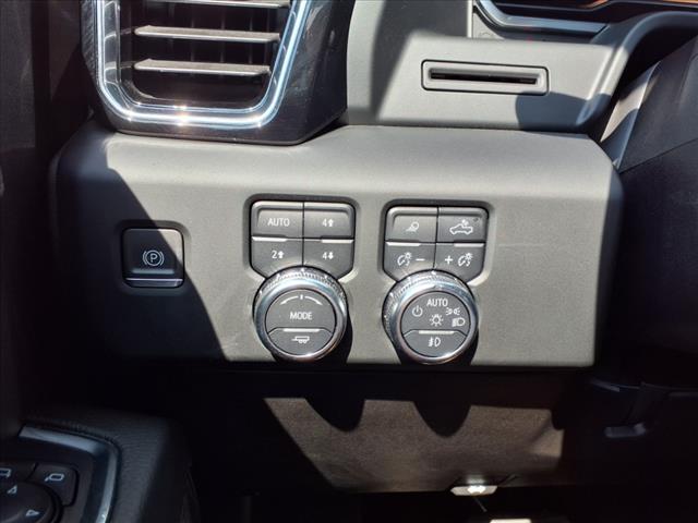 2024 GMC Sierra 3500HD 4WD CREW CAB 159  DENALI