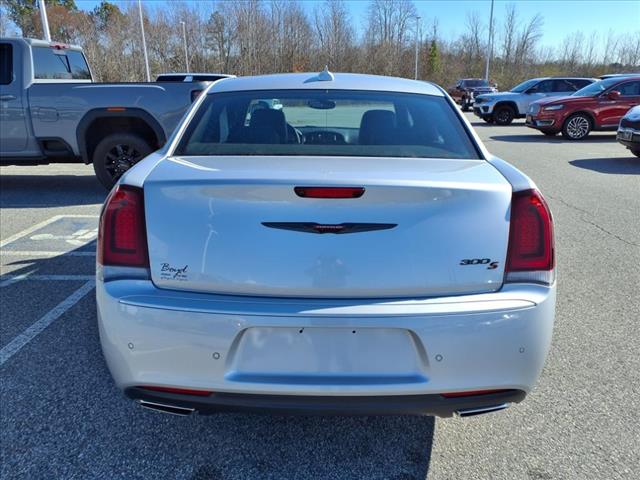 2023 Chrysler 300 300S RWD