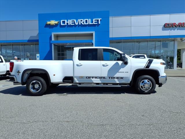 2024 Chevrolet Silverado 3500HD 4WD CREW CAB 172  LT