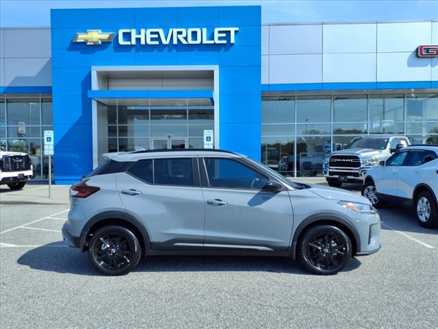 2024 Nissan Kicks SR FWD
