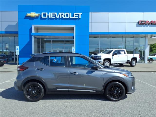 2024 Nissan Kicks SR FWD