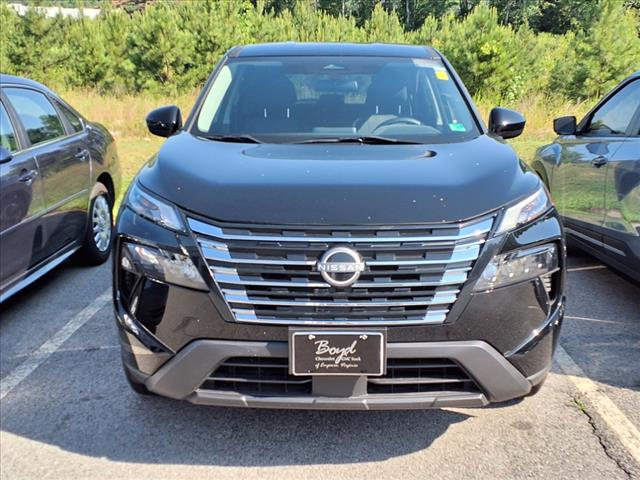 2024 Nissan Rogue FWD SV