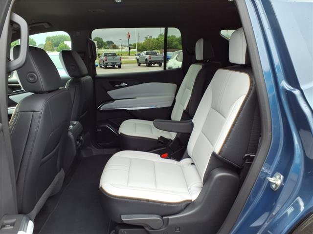 2025 Chevrolet Traverse FWD 4DR HIGH COUNTRY W/1L