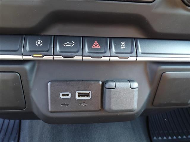 2022 Chevrolet Silverado 1500 Limited 4WD CREW CAB 147  CUSTOM
