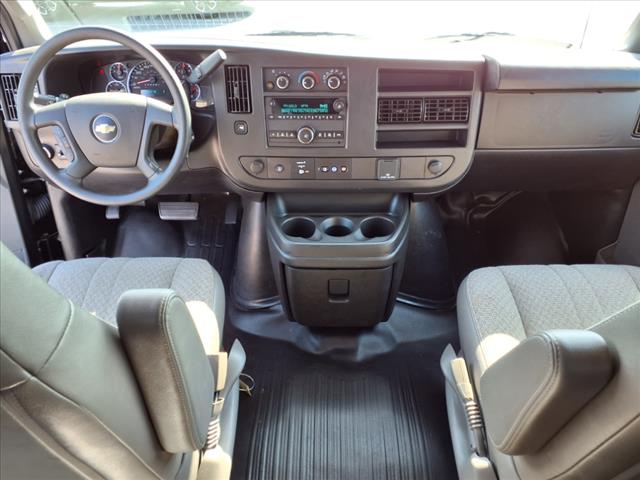 2025 Chevrolet Express RWD 3500 155  LS