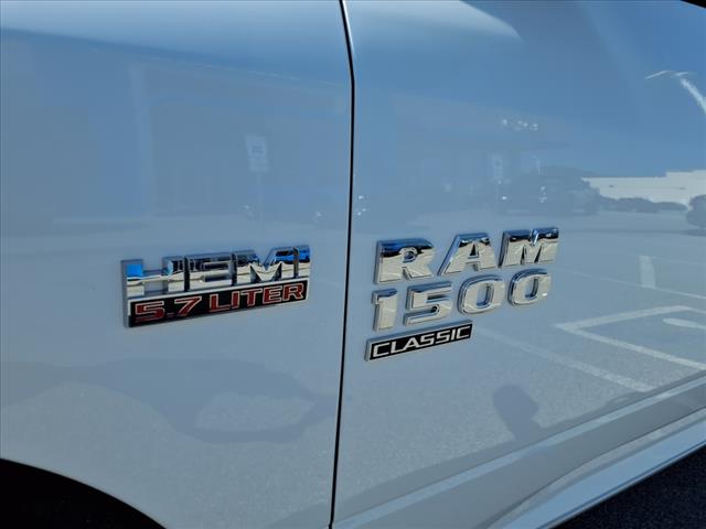 2022 RAM 1500 Classic TRADESMAN 4X2 CREW CAB 5