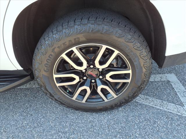2023 GMC Yukon 4WD 4DR AT4