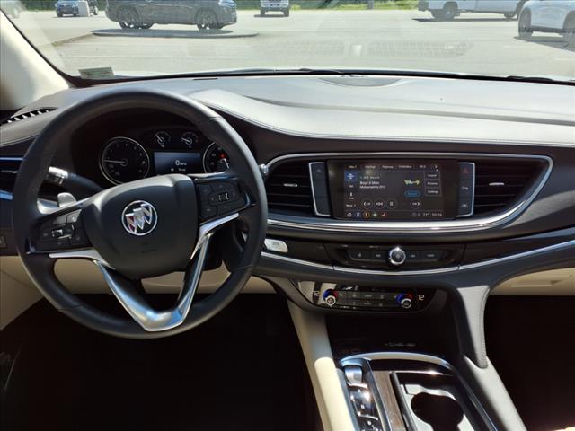 2022 Buick Enclave FWD 4DR ESSENCE