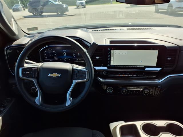 2024 Chevrolet Silverado 1500 4WD CREW CAB 147  LT W/2F
