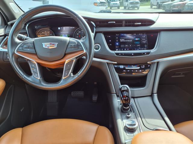 2020 Cadillac XT5 Premium Luxury