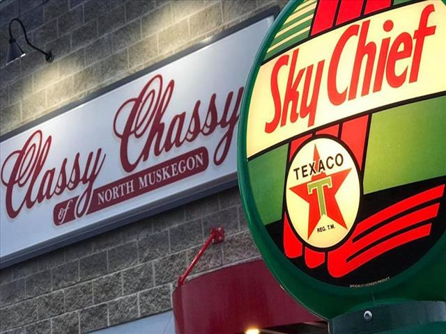 2023 Nissan Kicks SR - Photo 10