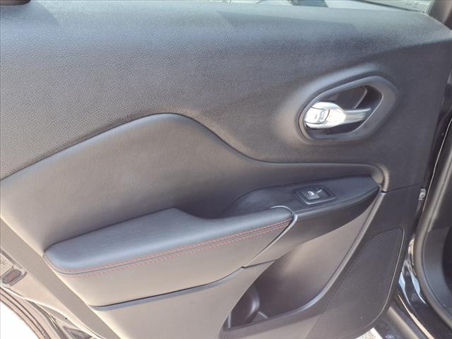 2022 Jeep Cherokee Trailhawk - Photo 15