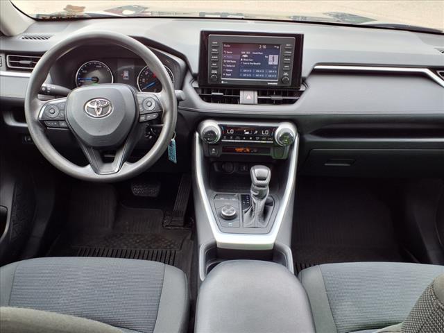 2021 Toyota RAV4 Hybrid LE - Photo 18
