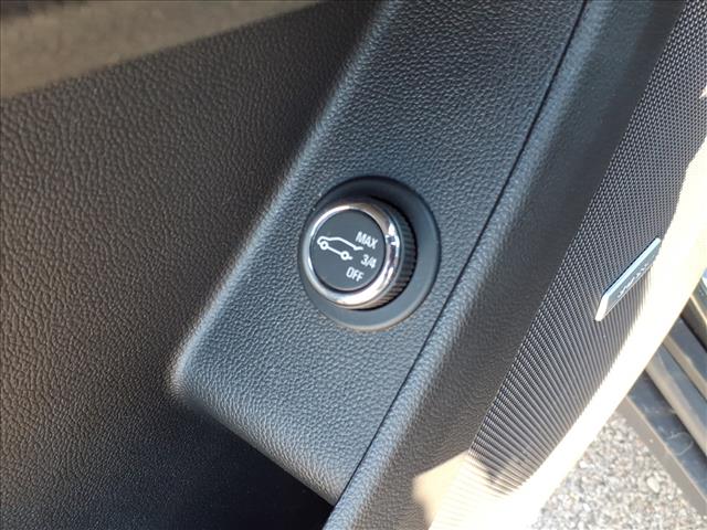 2020 Chevrolet Traverse LT Leather - Photo 23