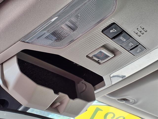 2021 Toyota RAV4 Hybrid LE - Photo 25