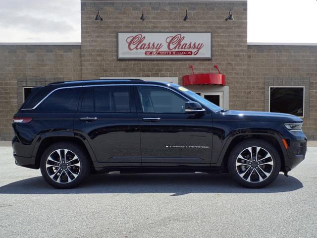 2022 Jeep Grand Cherokee Overland - Photo 2
