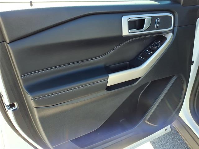 2021 Ford Explorer XLT - Photo 4
