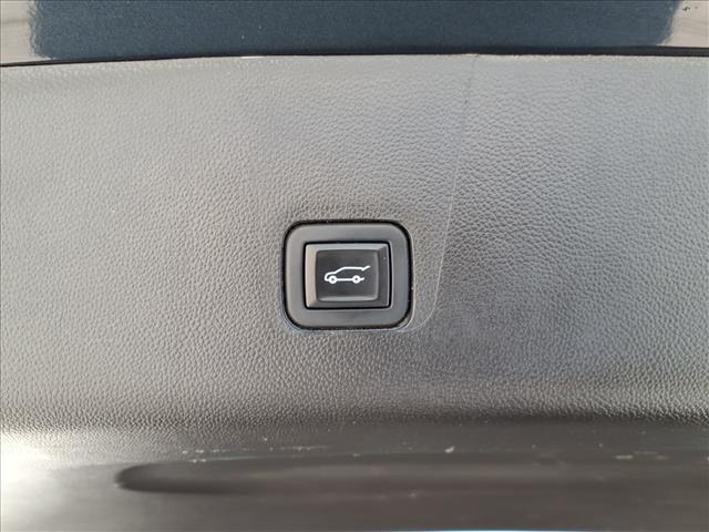 2020 Chevrolet Traverse LT Leather - Photo 8