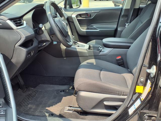 2021 Toyota RAV4 Hybrid LE - Photo 9