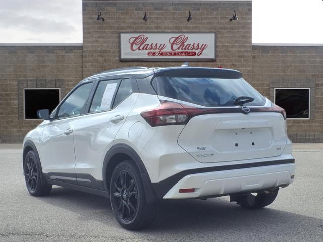 2023 Nissan Kicks SR