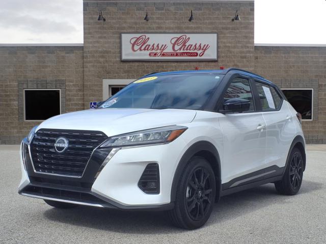 2023 Nissan Kicks SR