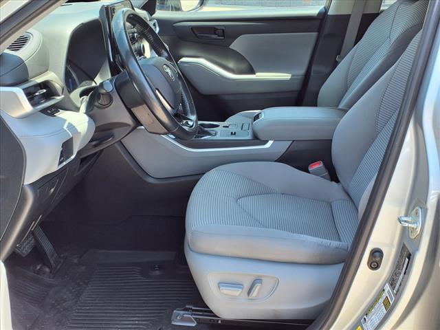 2020 Toyota Highlander Hybrid LE