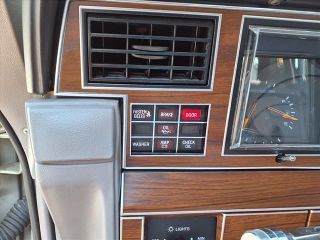 1988 Lincoln Town Car Signature