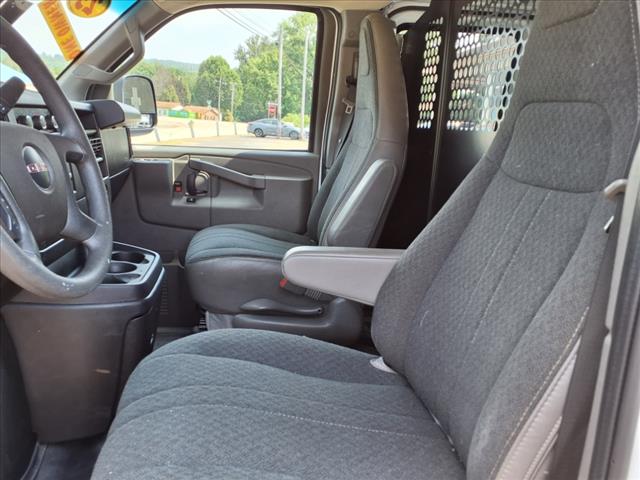 2023 GMC Savana 2500