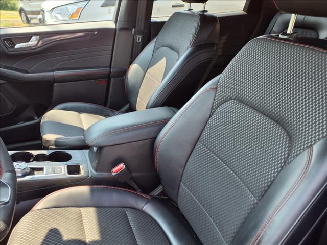 2023 Ford Escape Hybrid ST-Line Select