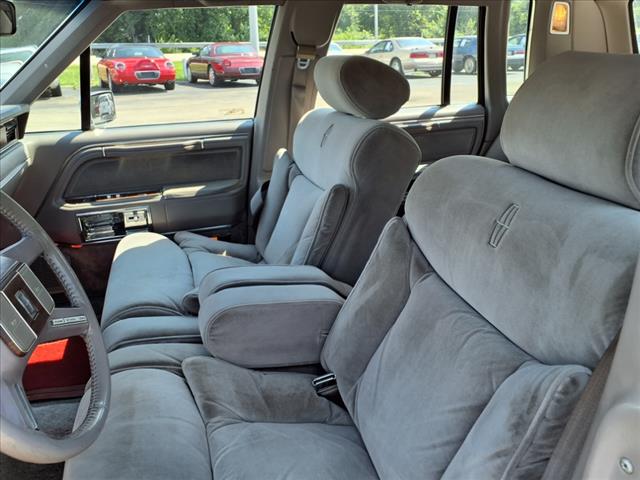 1988 Lincoln Town Car Signature