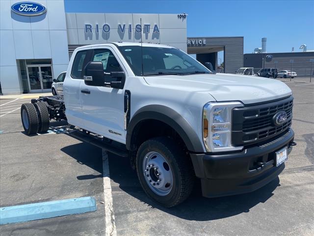 2025 Ford F-550SD DRW